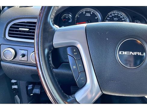 Used 2011 GMC Sierra 2500 Denali w/ Suspension Package, Off-Road image 12
