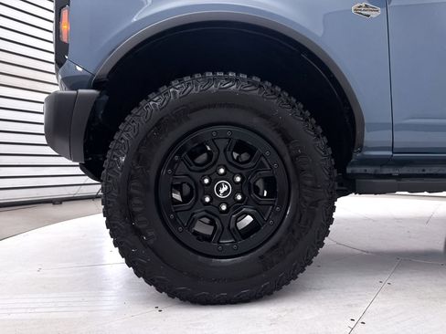 Used 2023 Ford Bronco Wildtrak AWD/4WD image 15