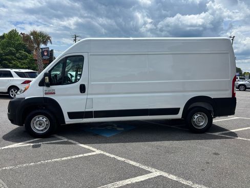 Used 2022 RAM ProMaster 2500 FWD image 9