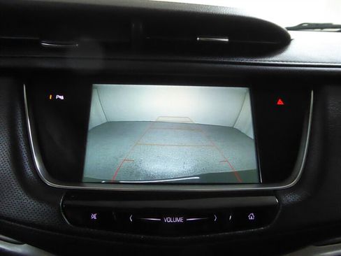 Used 2019 Cadillac XT5 Luxury FWD image 14