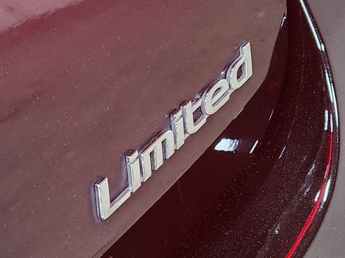 Used 2018 Hyundai Sonata Limited image 26