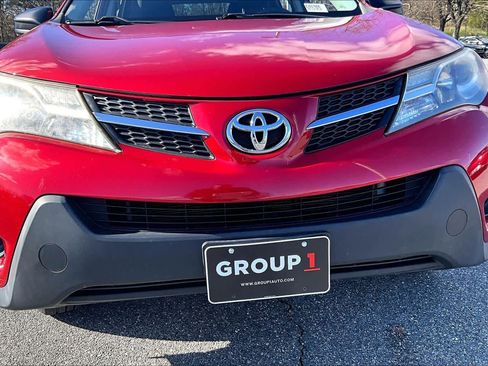 Used 2014 Toyota RAV4 LE image 29