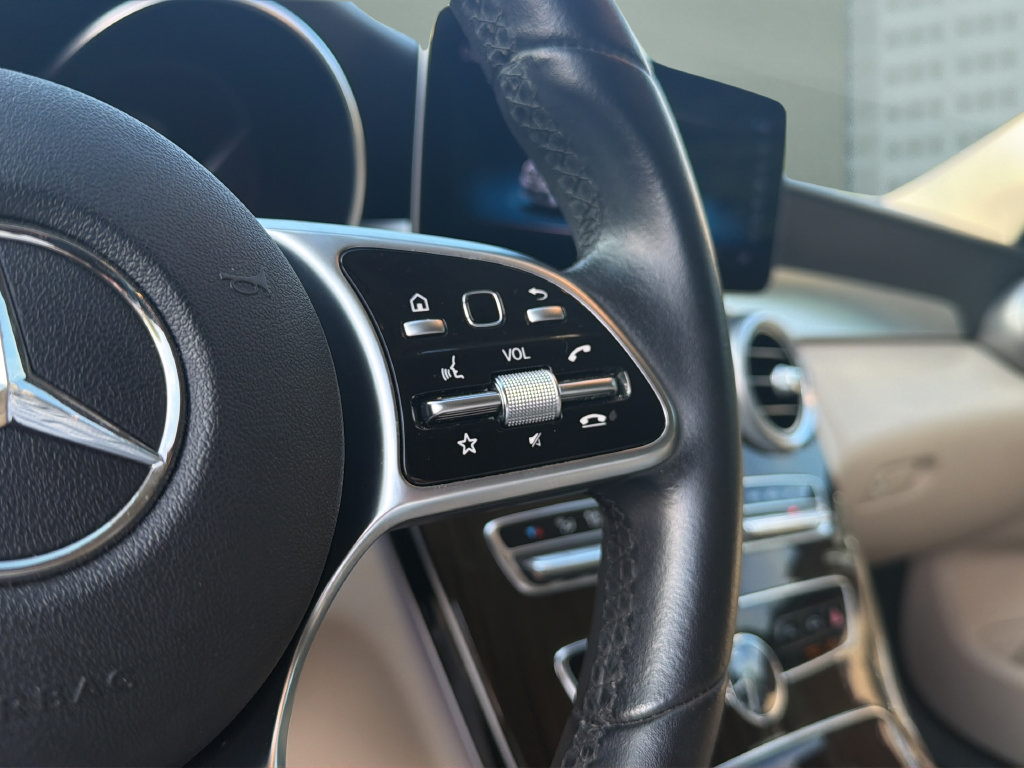 Used 2020 Mercedes-Benz C 300 Sedan image 26