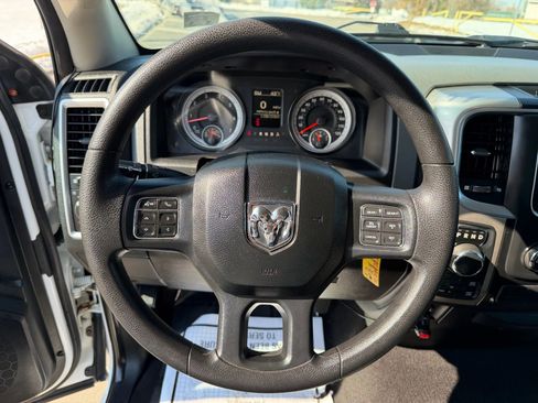 Used 2017 RAM 1500 Classic SLT image 22