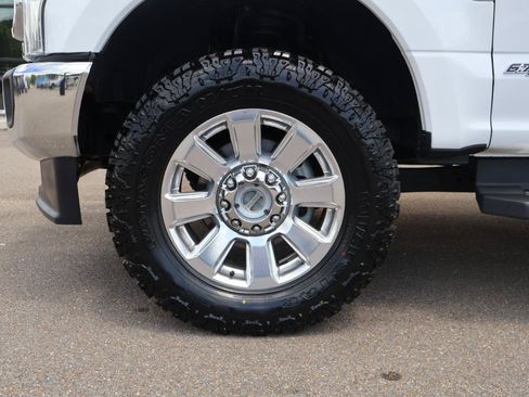 Used 2021 Ford F250 Lariat w/ Chrome Package AWD/4WD image 17