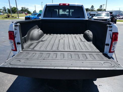 Used 2020 RAM 2500 Tradesman AWD/4WD image 16