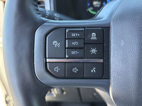 Used 2023 Ford F150 Lightning Lariat w/ Equipment Group 511A High image 13