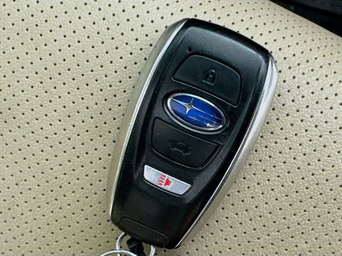 Used 2016 Subaru Outback 2.5i Limited AWD/4WD image 40