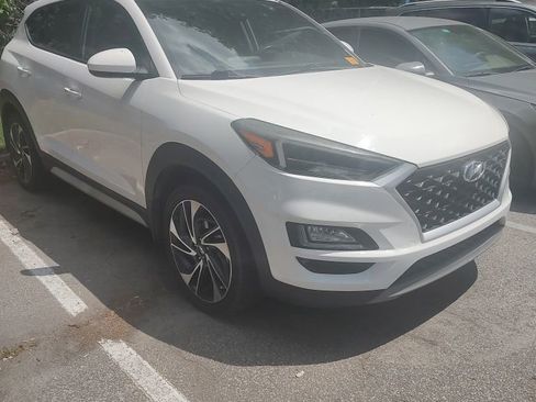 Used 2020 Hyundai Tucson Sport FWD image 2
