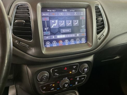 Used 2021 Jeep Compass Trailhawk w/ Convenience Group image 23