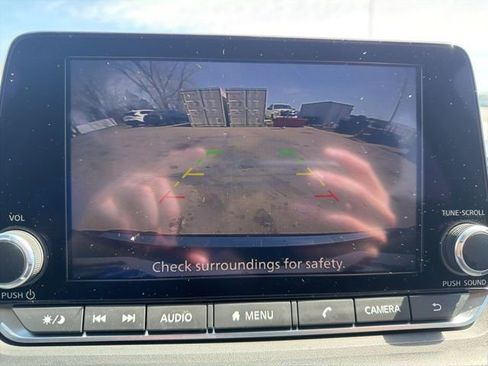 Used 2023 Nissan Rogue SV w/ SV Premium B Package image 24