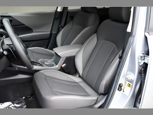 Certified 2026 Subaru Crosstrek 2.5i Premium AWD/4WD image 14