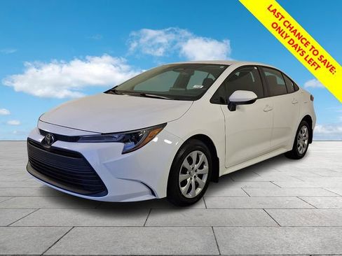 Certified 2026 Toyota Corolla LE FWD image 4