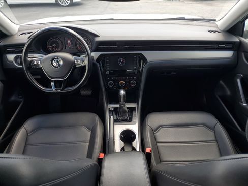 Used 2020 Volkswagen Passat 2.0T SE image 30