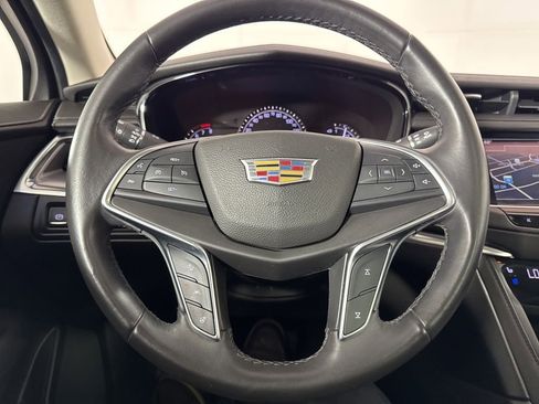 Used 2017 Cadillac XT5 Premium Luxury AWD/4WD image 34