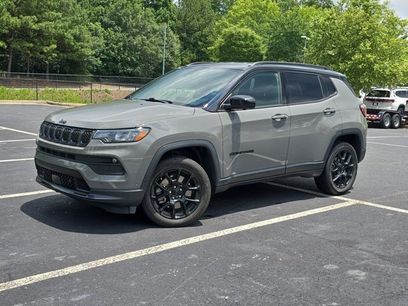 Used 2023 Jeep Compass Latitude w/ Convenience Group