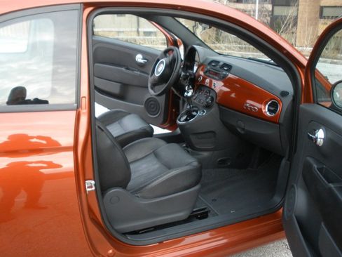 Used 2013 FIAT 500 Sport w/ Beats Audio Pkg image 19