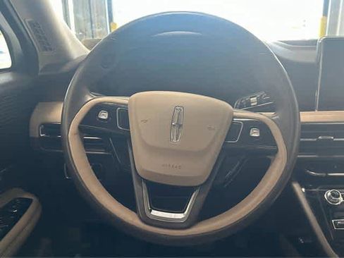 Used 2022 Lincoln Corsair Reserve w/ Equipment Group 201A image 8