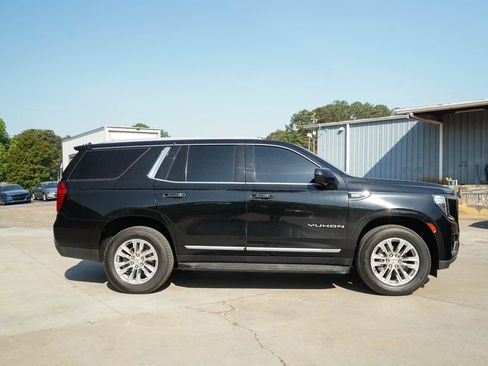 Used 2021 GMC Yukon SLT RWD image 3
