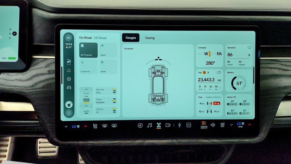 Used 2022 Rivian R1S Launch Edition Quad AWD/4WD image 18