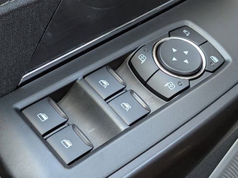 Used 2026 Ford F150 Lariat AWD/4WD image 23