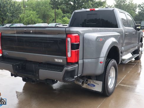 Used 2025 Ford F350 Platinum AWD/4WD image 3