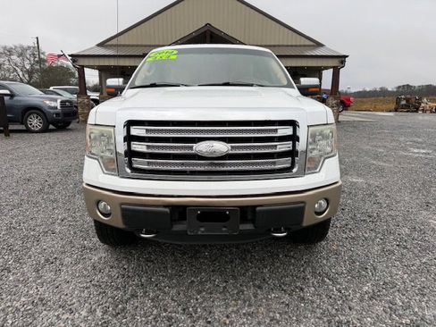 Used 2014 Ford F150 Lariat w/ Lariat Chrome Package image 8