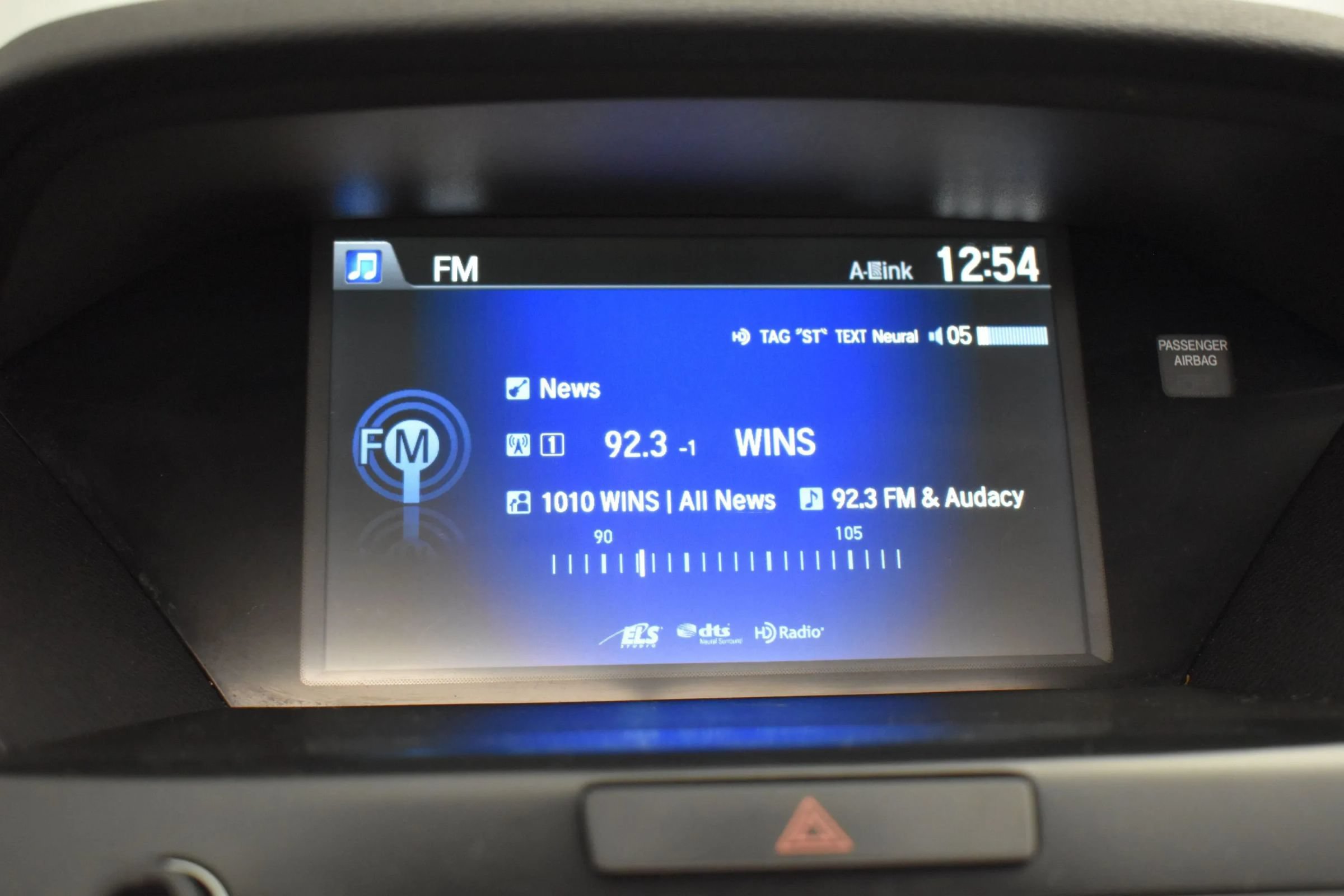 Used 2016 Acura MDX w/ Technology Package FWD image 30