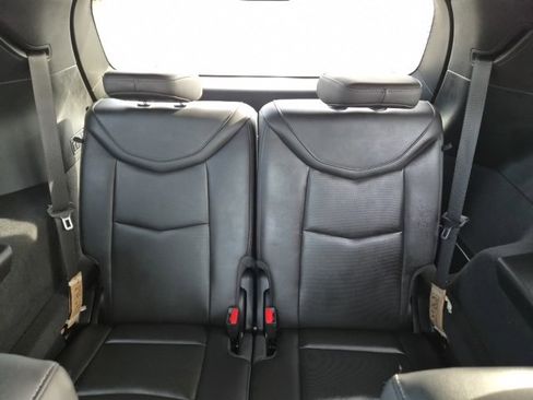 Used 2022 Cadillac XT6 Premium Luxury image 29