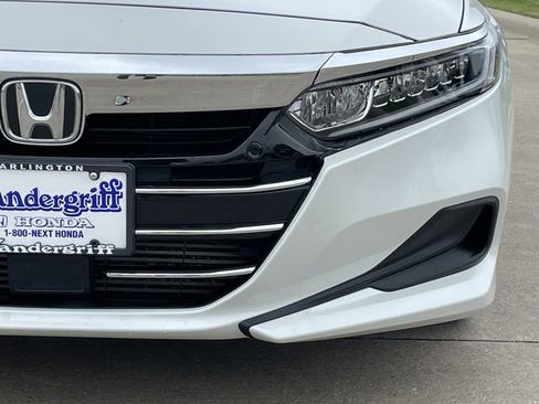 Certified 2021 Honda Accord LX image 7