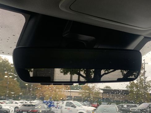 Used 2024 Toyota Tundra Limited image 28