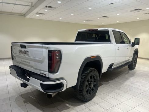 Certified 2025 GMC Sierra 3500 AT4 w/ AT4 Premium Plus Package AWD/4WD image 5