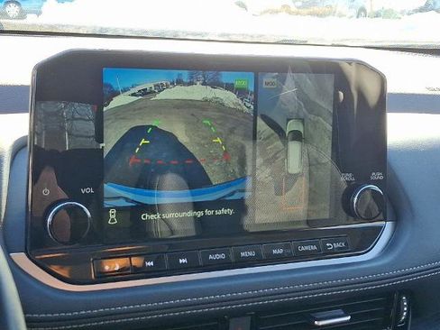 Certified 2023 Nissan Rogue Platinum image 19