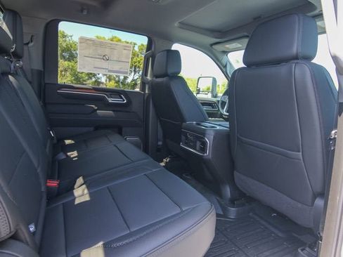 New 2026 GMC Sierra 3500 Denali w/ Denali Reserve Package AWD/4WD image 27