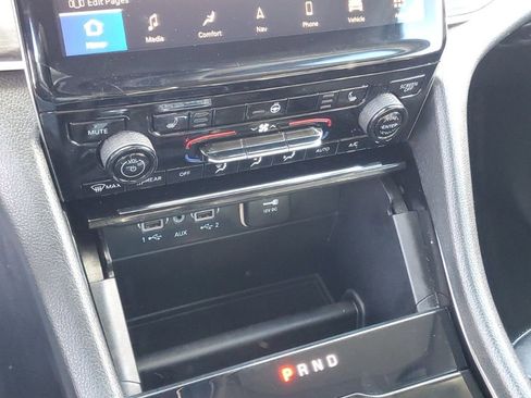 Used 2023 Jeep Grand Cherokee L Limited image 22