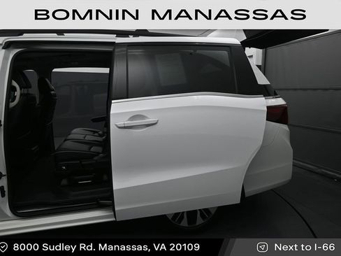 Used 2025 Honda Odyssey Elite image 13