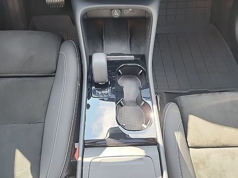 Used 2023 Volvo XC40 Recharge Ultimate w/ Protection Package Premier AWD/4WD image 23