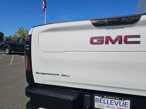 Used 2026 GMC Sierra EV Denali AWD/4WD image 16