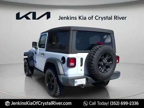 Used 2022 Jeep Wrangler Sport AWD/4WD image 8