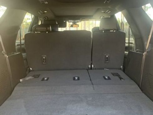 Used 2021 Chevrolet Tahoe Z71 image 10