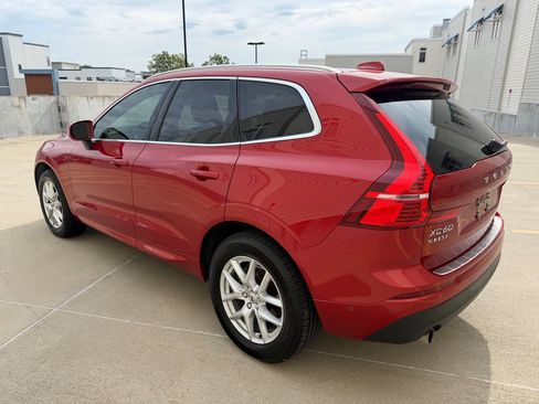 Used 2018 Volvo XC60 T5 Momentum w/ Convenience Package AWD/4WD image 5