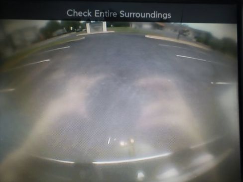 Used 2014 RAM 1500 Laramie AWD/4WD image 36