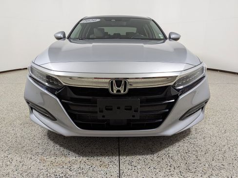 Used 2020 Honda Accord Touring image 2
