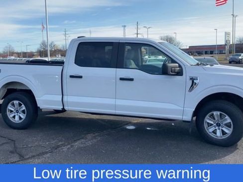 Used 2022 Ford F150 XLT image 11