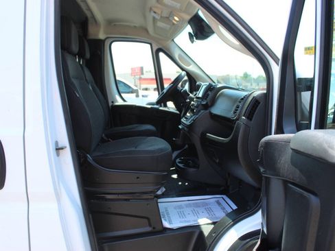 Used 2023 RAM ProMaster 2500 FWD image 10
