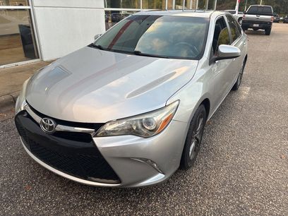 Used 2017 Toyota Camry SE