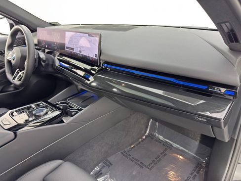 Used 2026 BMW 530i w/ M Sport Package image 15