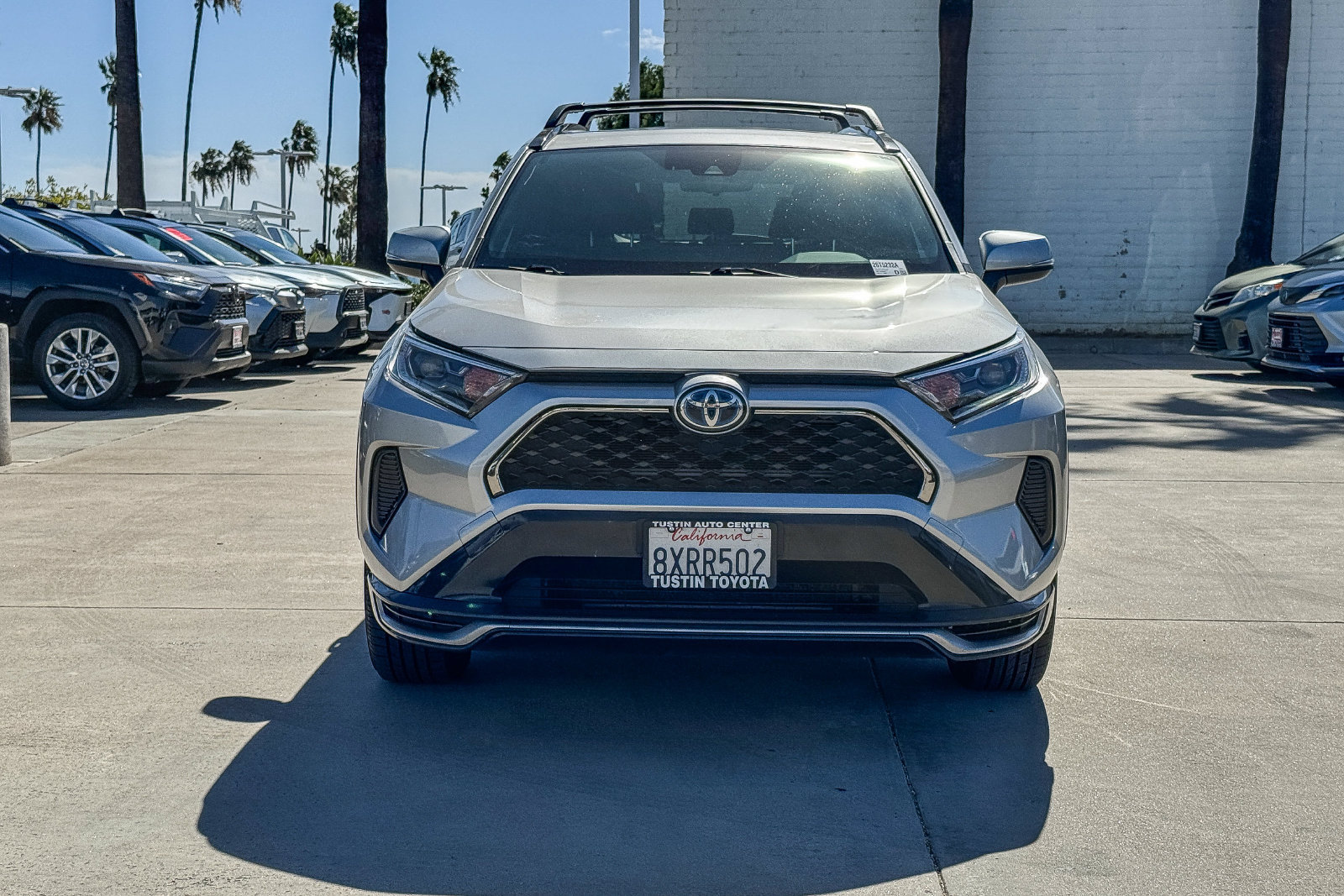 Used 2021 Toyota RAV4 SE w/ Weather & Moonroof Package AWD/4WD image 2