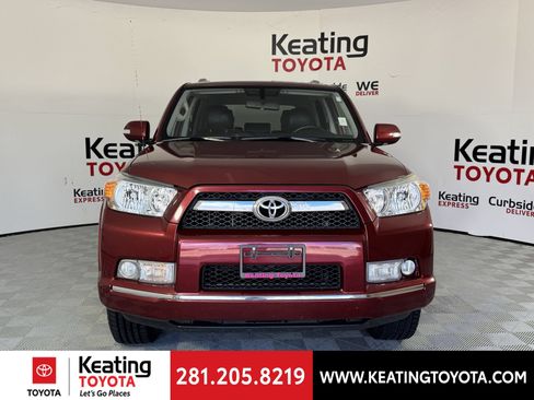 Used 2012 Toyota 4Runner SR5 AWD/4WD image 10