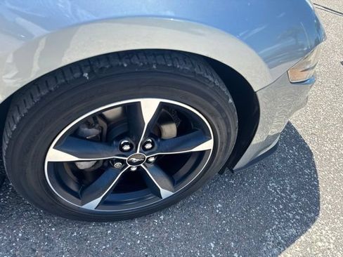 Used 2020 Ford Mustang Coupe RWD image 26